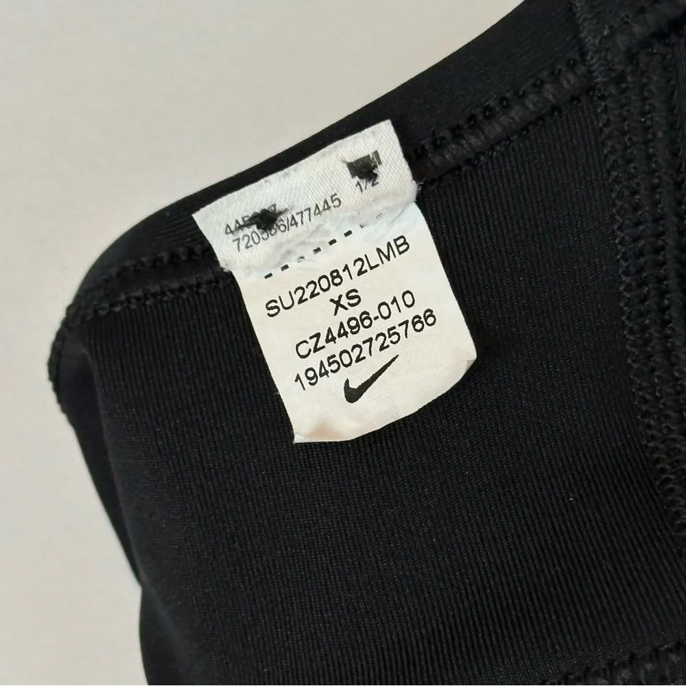 NIKE black racerback sports bra - size X-small